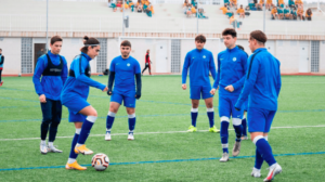 Playing soccer abroad gap year Valencia